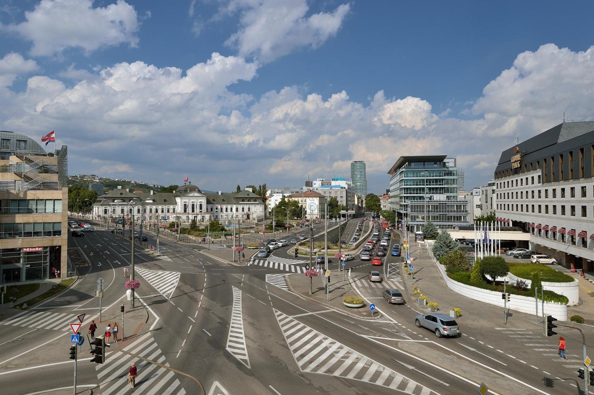 Charming & Cozy Ambiente Apartments Bratislava Exterior foto