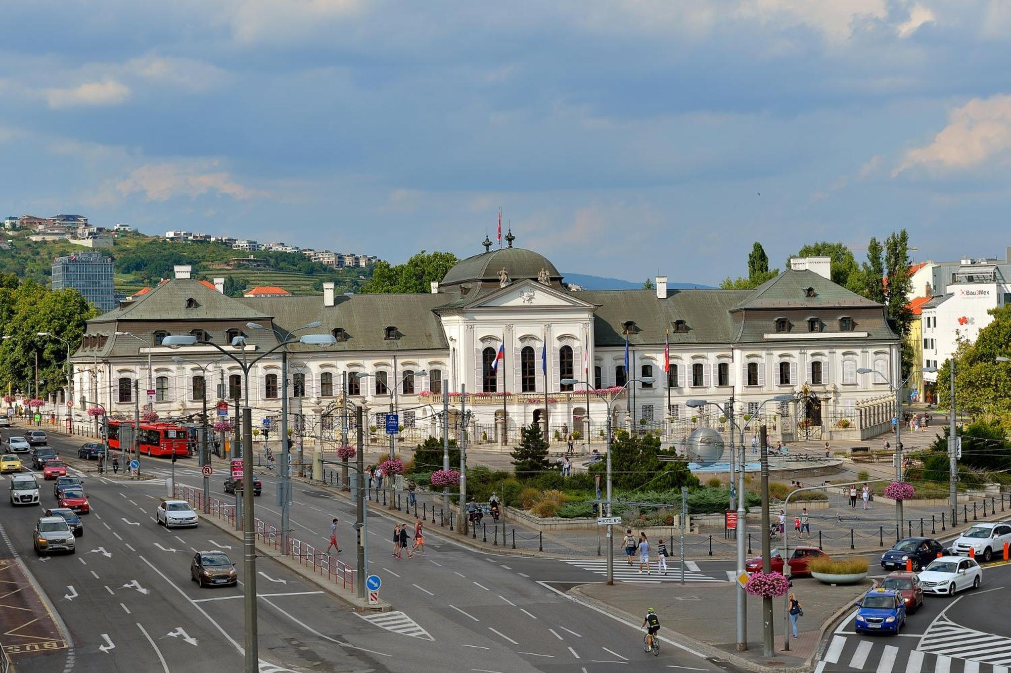 Charming & Cozy Ambiente Apartments Bratislava Exterior foto